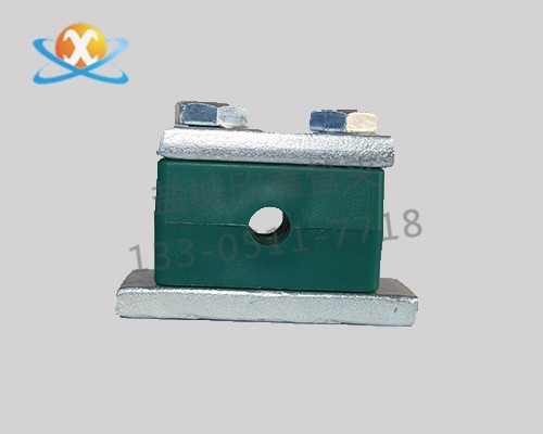 太倉重型塑料管夾廠家