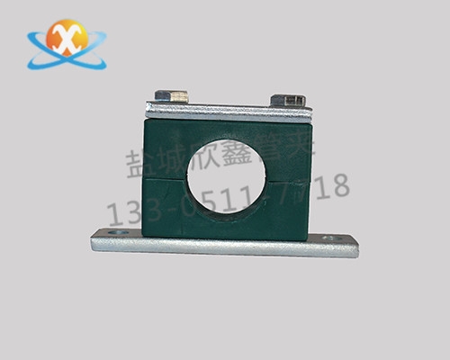 張家港重型塑料管夾供應