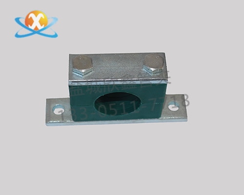 張家港重型塑料管夾