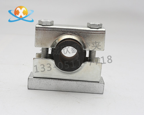 鋼制防震管夾.jpg 鋼制防震管夾.jpg