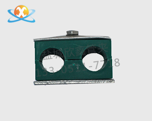 輕型雙聯(lián)管夾.jpg 輕型雙聯(lián)管夾.jpg