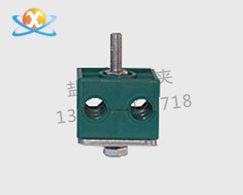 輕型雙聯(lián)管夾.jpg 輕型雙聯(lián)管夾.jpg