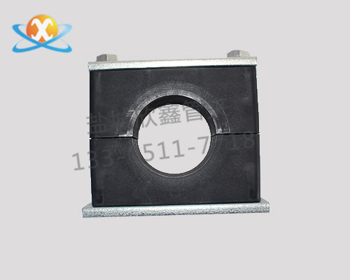 重型管夾.jpg 重型管夾.jpg